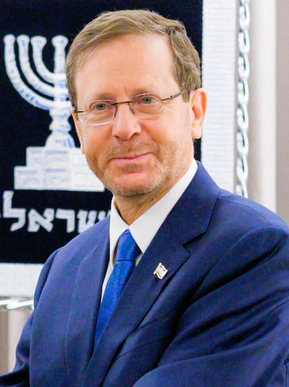 Headshot or formal portrait of Isaac Herzog