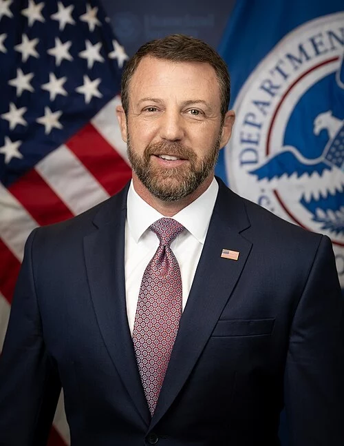 Headshot or formal portrait of Markwayne Mullin