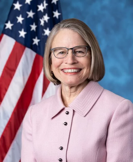 Congressional portrait of Miller-Meeks, Mariannette